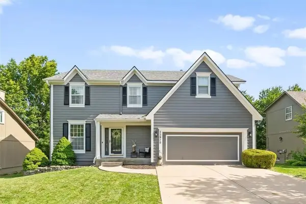 13920 W 143rd Court, Olathe, KS 66062