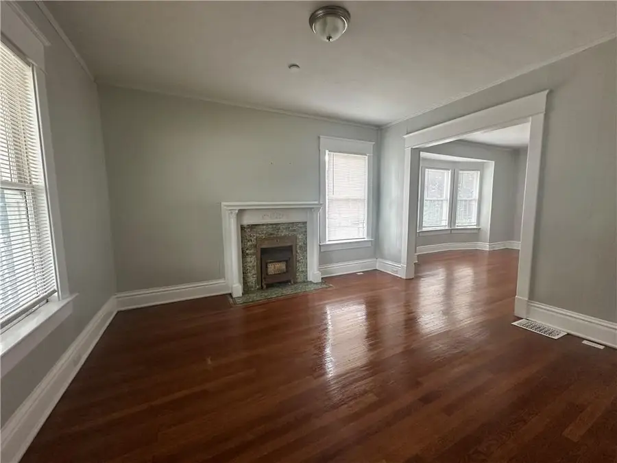 3634 Michigan Avenue, Kansas City, MO 64109 - #2