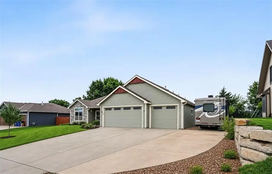 2629 S Fir Terrace, Eudora, KS 66025 - #3