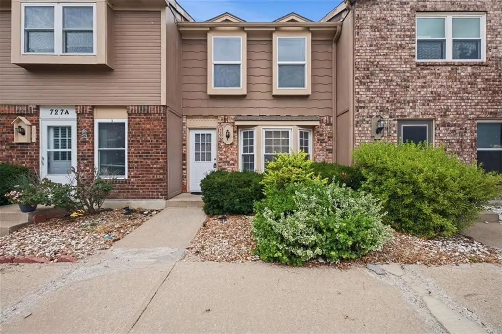 727 SW Liggett Road #B, Blue Springs, MO 64015 - #1