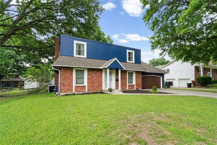 315 Hawthorne Drive, Belton, MO 64012 - #3