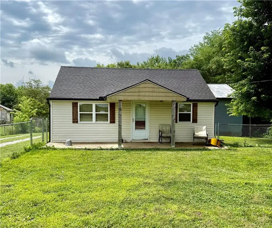 112 Hunter Road, Sibley, MO 64088 - #1