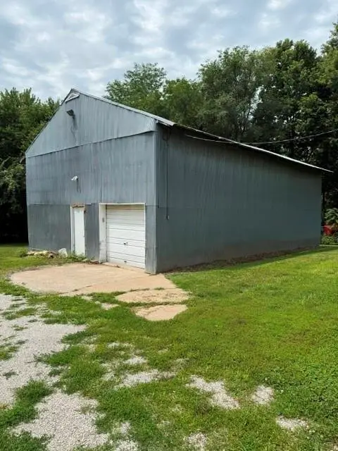 112 Hunter Road, Sibley, MO 64088 - #3