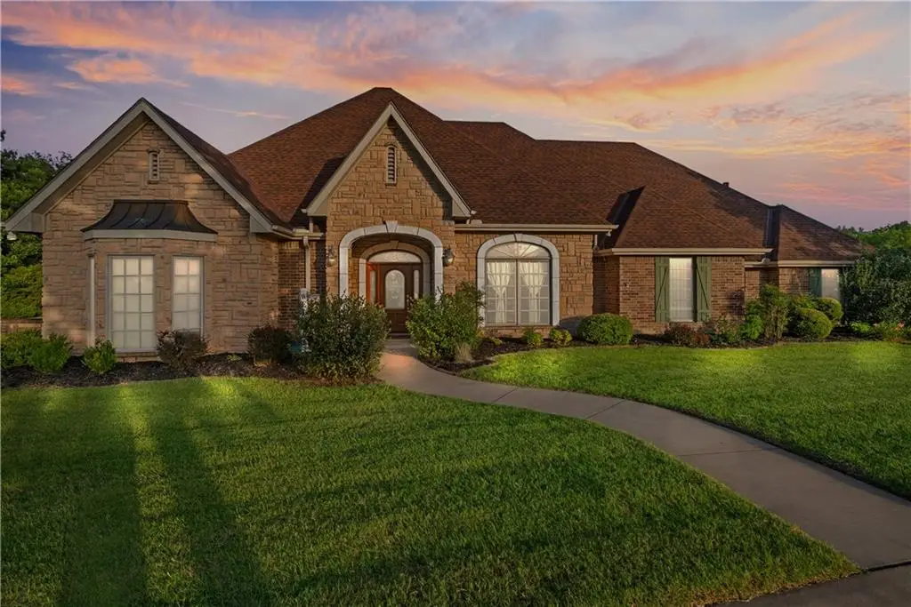 2861 W Northbrook Street, Coffeyville, KS 67337 - #1