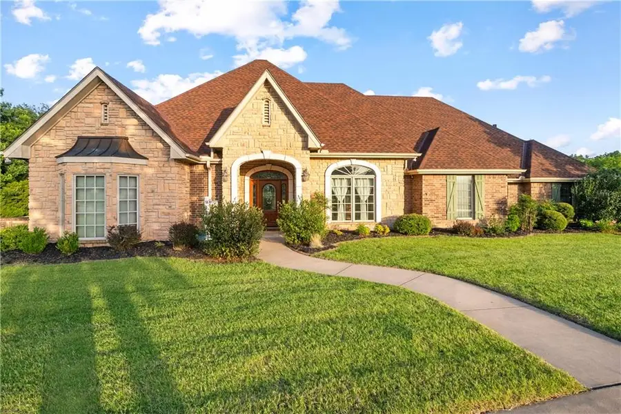 2861 W Northbrook Street, Coffeyville, KS 67337 - #2