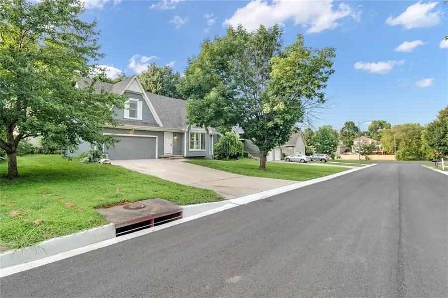 12435 S Parker Terrace, Olathe, KS 66061 - #3