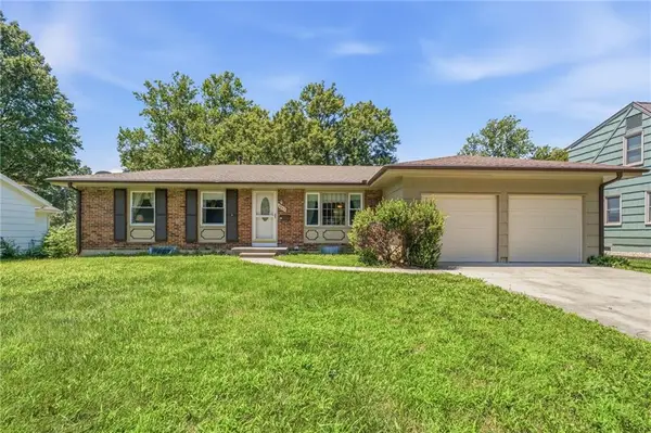 4962 Chouteau Drive, Kansas City, MO 64119