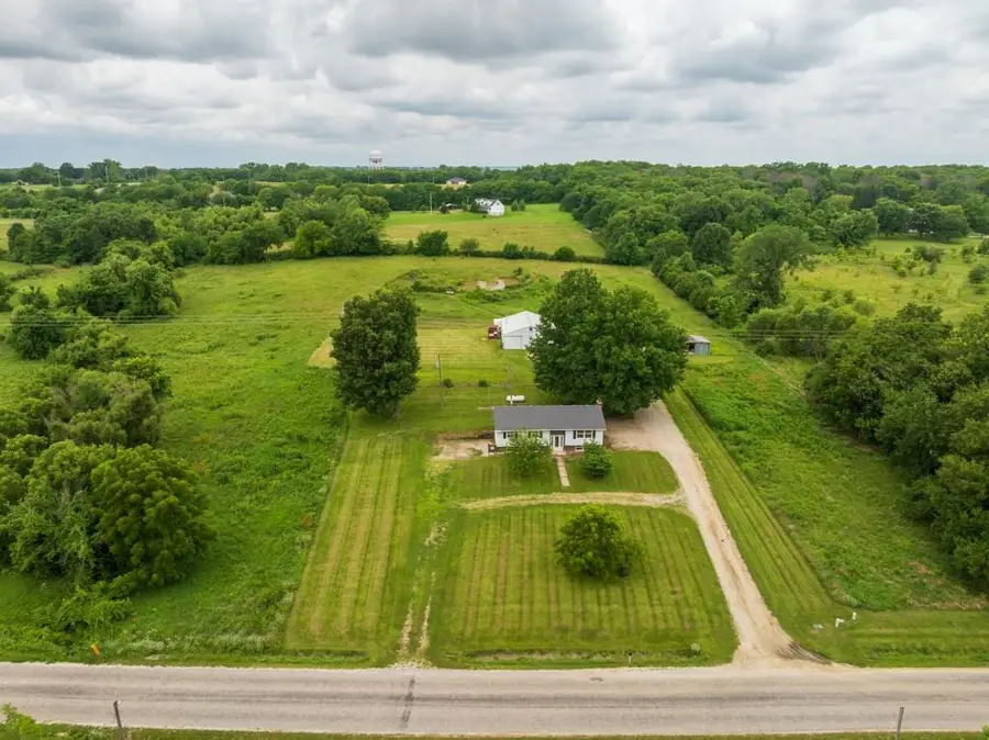 26502 Blinker Light Road, Harrisonville, MO 64701 - #2