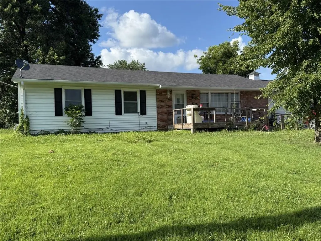 10 W 14th Street, Carrollton, MO 64633 - #1