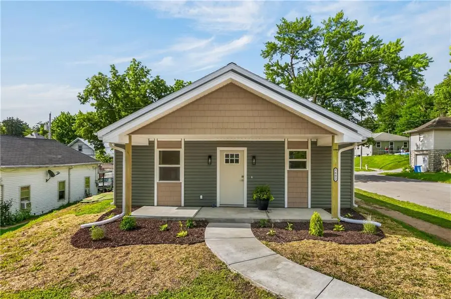 2602 Faraon Street, Saint Joseph, MO 64501 - #3