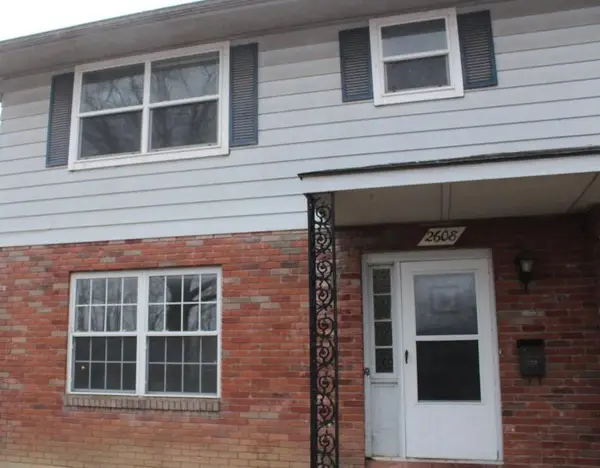 2606 4th Ave Court, Leavenworth, KS 66048