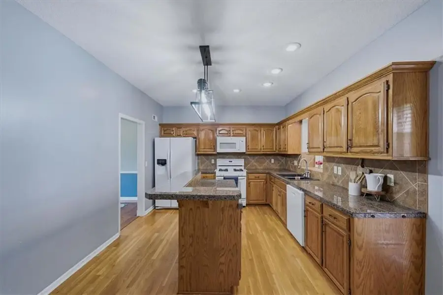 270 SE Sumpter Court, Lees Summit, MO 64063 - #3