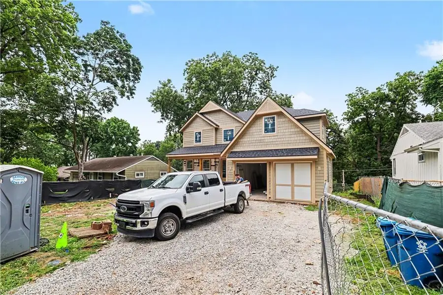 7805 Rosewood Drive, Prairie Village, KS 66208 - #2