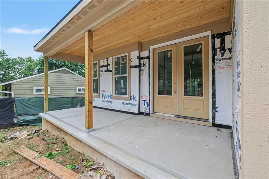 7805 Rosewood Drive, Prairie Village, KS 66208 - #3