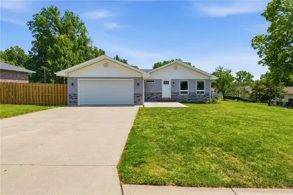44 Maple Drive, Platte City, MO 64079