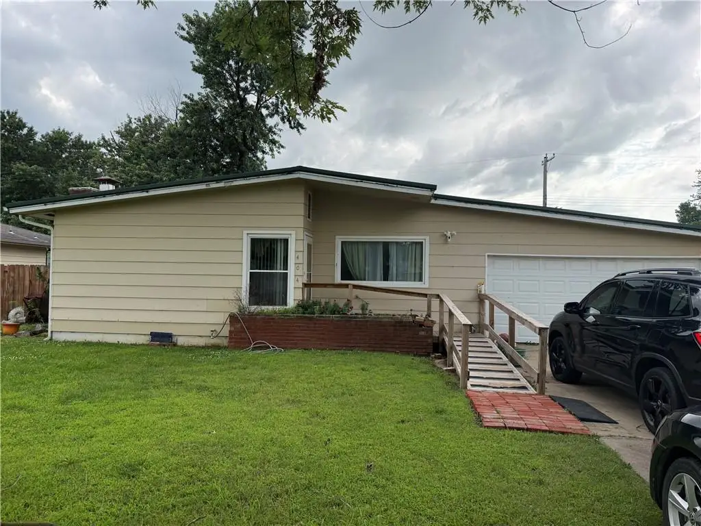 404 S Overlook Street, Coffeyville, KS 67337 - #1