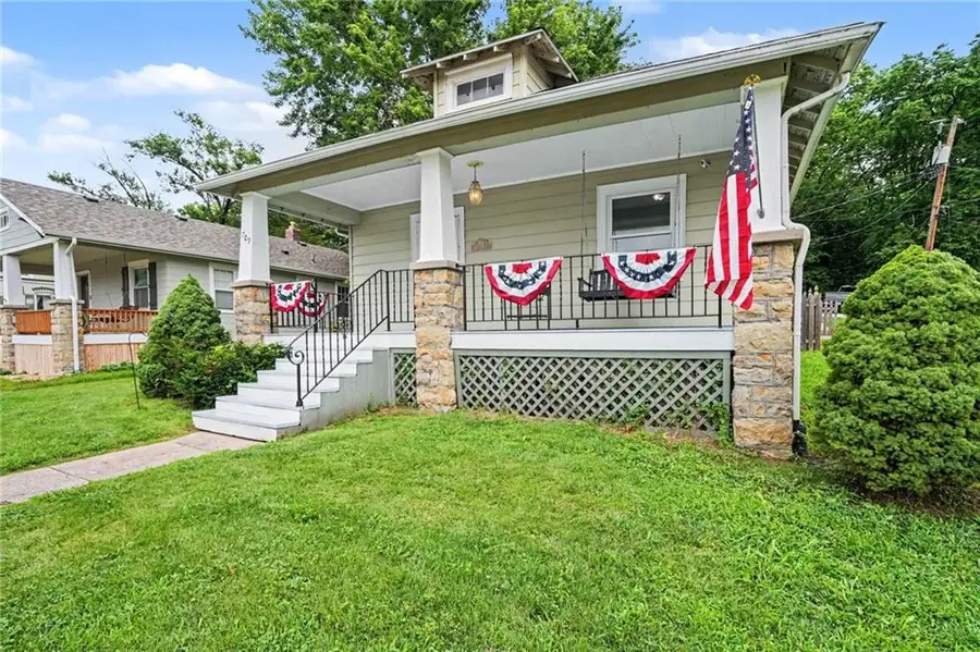 709 4th Street, Platte City, MO 64079 - #2