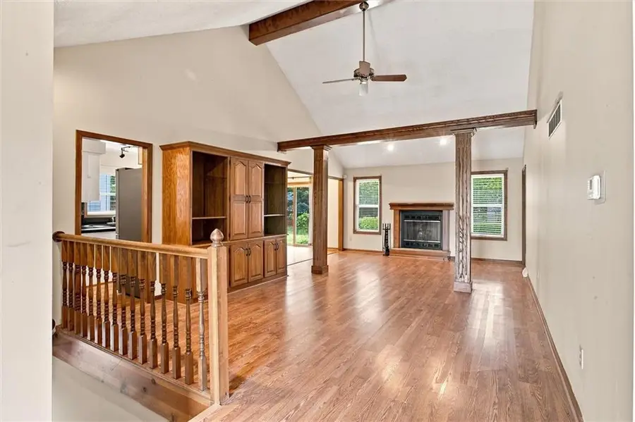 8504 N Chatham Avenue, Kansas City, MO 64154 - #3