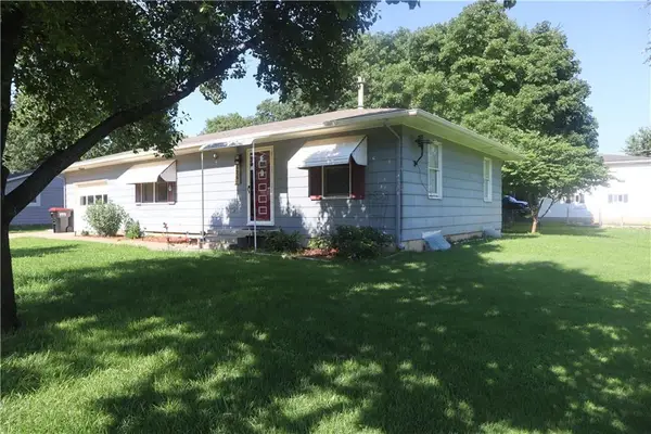 126 N Orange Street, Garnett, KS 66032