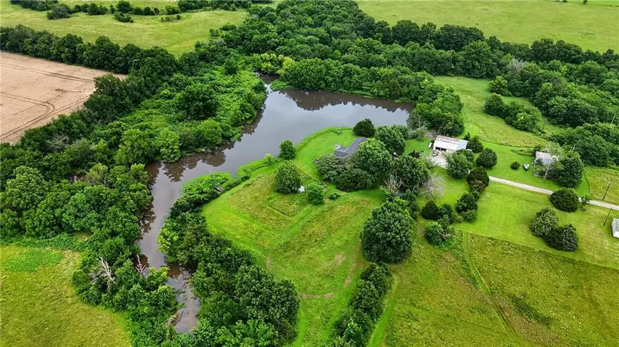 4713 SE Lostine Road, Columbus, KS 66725 - #3
