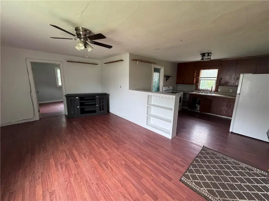 400 1/2 N Oak Street, Garnett, KS 66032 - #2