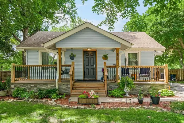 101 NE 83rd Street, Kansas City, MO 64118