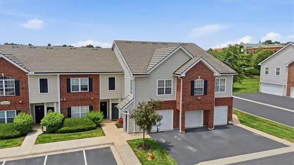 11625 Tomahawk Creek Parkway #L, Leawood, KS 66211