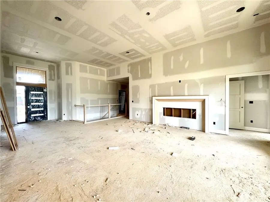 8304 NW 90th Street, Kansas City, MO 64153 - #3