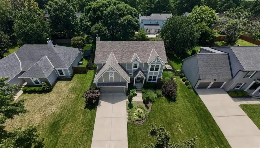 22413 W 53 Street, Shawnee, KS 66226 - #2