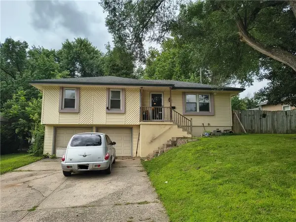 16309 E 34th Street, Independence, MO 64055