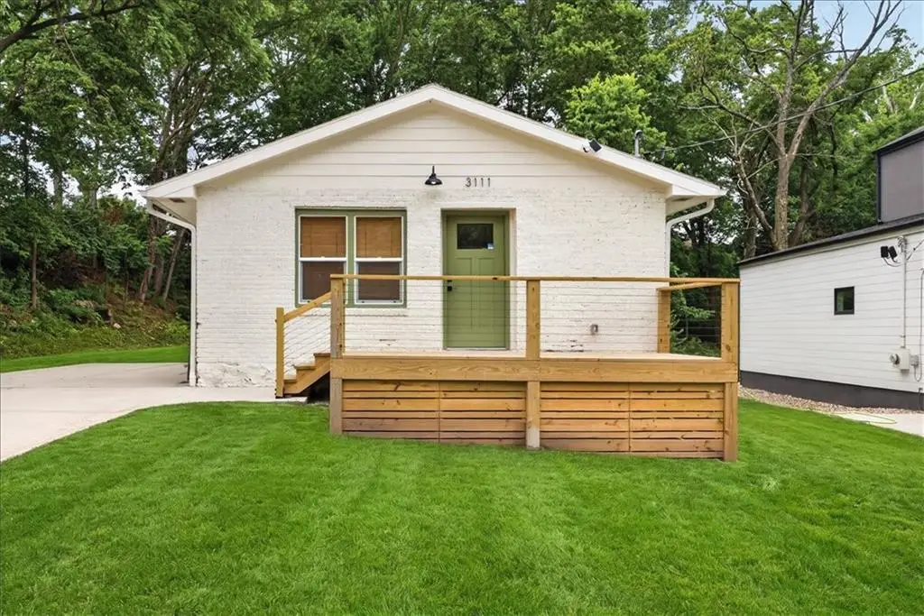 3111 W 43rd Avenue, Kansas City, KS 66103 - #1