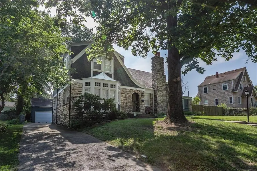7421 Forest Avenue, Kansas City, MO 64131 - #3