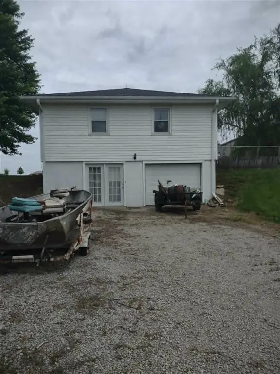 1401 S Prospecct Street, Gallatin, MO 64640 - #2