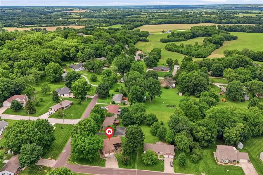 1003 N Garner Street, Richmond, MO 64085 - #3