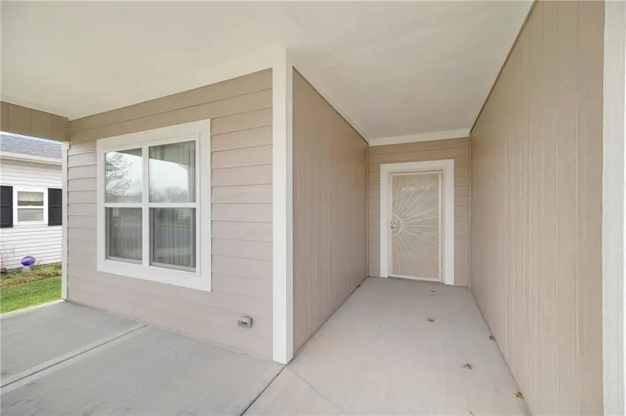 413 NE Poplar Court, Oak Grove, MO 64075 - #3