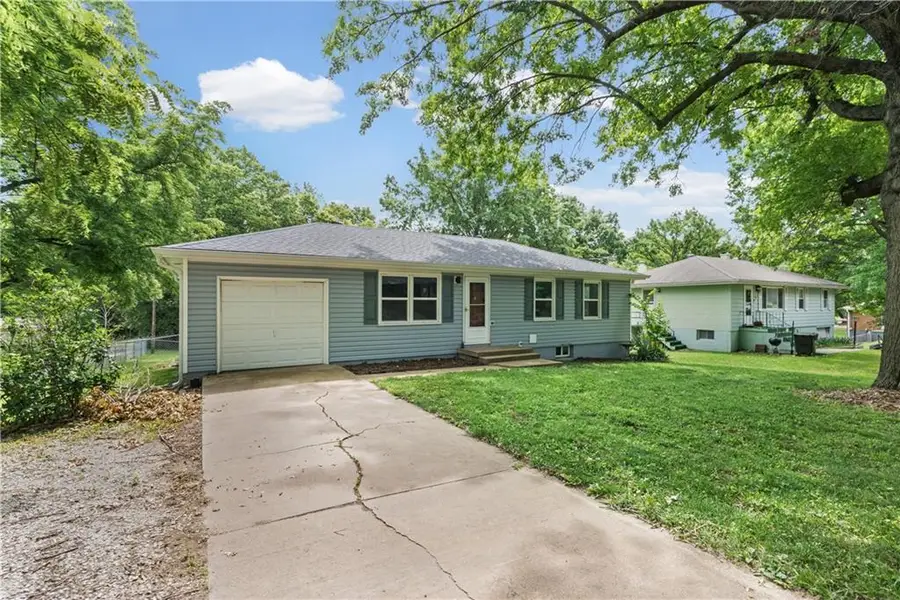 1104 Lexington Road, Pleasant Hill, MO 64080 - #2