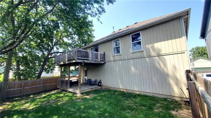 745 E 124th Street, Kansas City, MO 64146 - #2