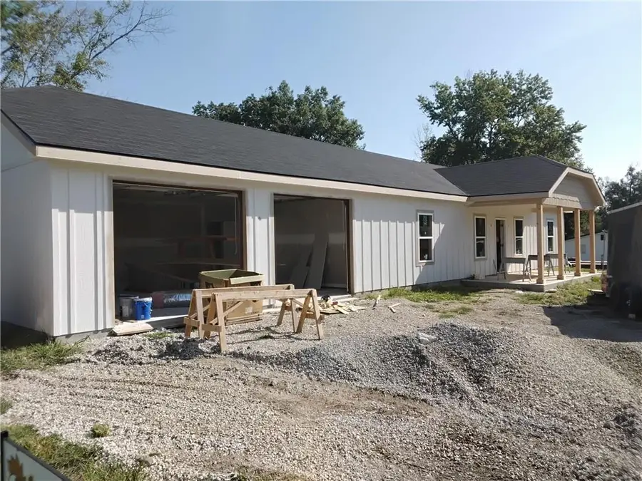 202 W Redwood Street, Archie, MO 64725 - #2