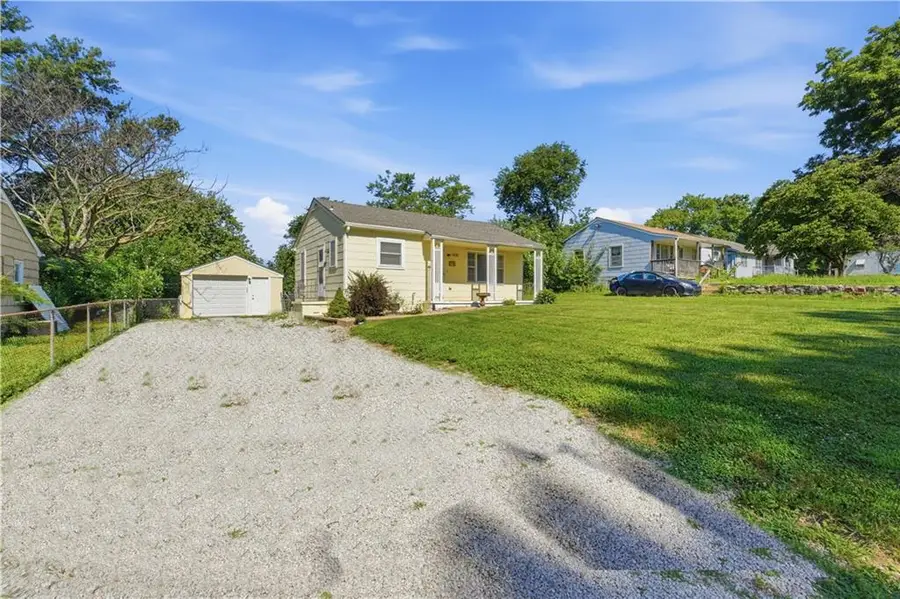 1430 S Kings Highway, Independence, MO 64055 - #3
