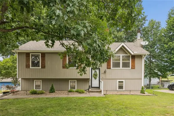 112 E Frank Street, Kearney, MO 64060