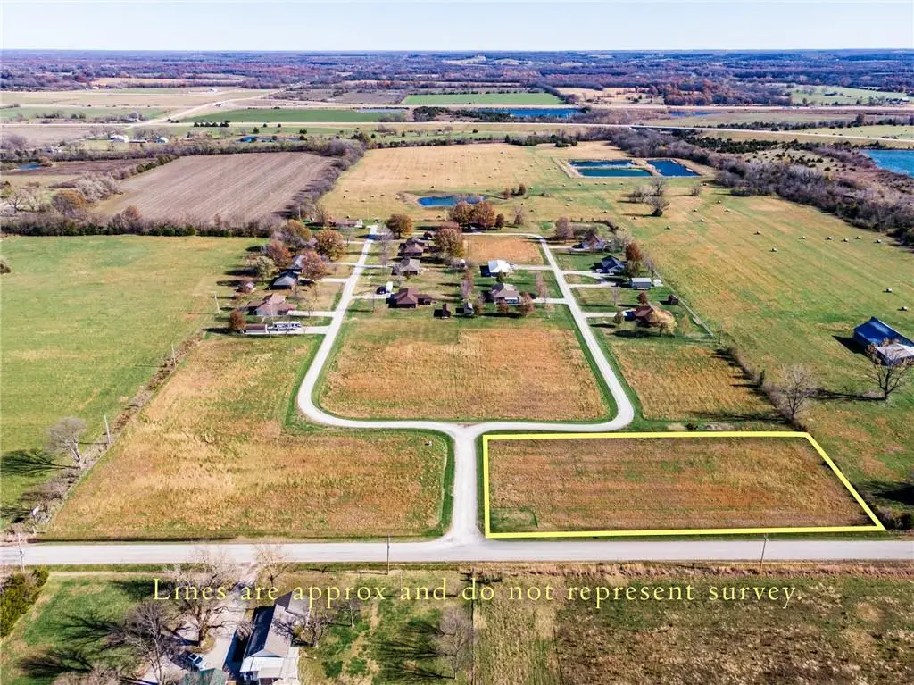 E 975 Terrace, Pleasanton, KS 66075 - #1