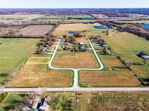 00002 E 975 Place, Pleasanton, KS 66075