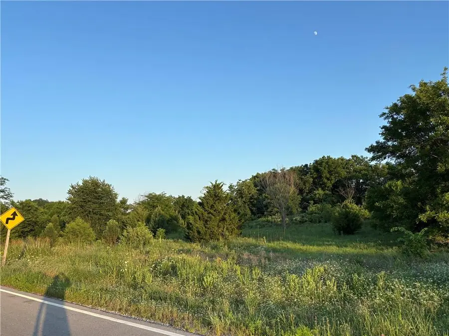 27865 New Lancaster Road, Louisburg, KS 66053 - #3