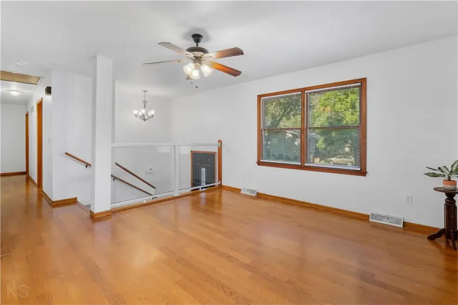 1205 S 9th Street, Clinton, MO 64735 - #2