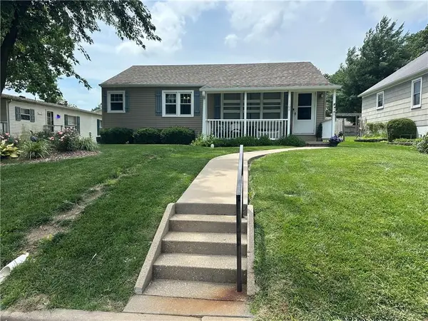 1108 Walnut Street, Higginsville, MO 64037