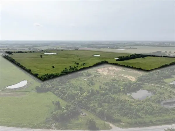 2220 Louisiana Road, Ottawa, KS 66067