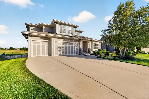 24957 W 114th Street, Olathe, KS 66061