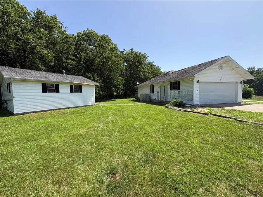 1046 475th Road, Centerview, MO 64019 - #2