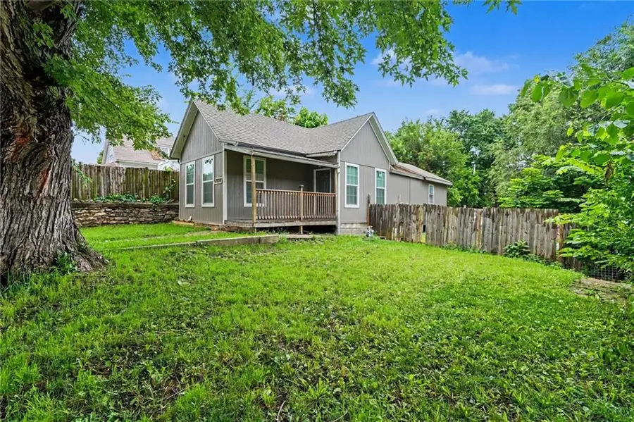 930 Ohio Avenue, Kansas City, KS 66101 - #3