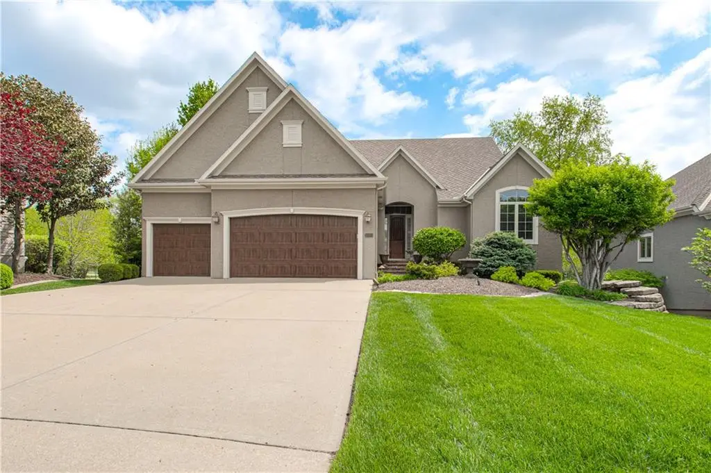 10320 W 142nd Street, Overland Park, KS 66221 - #1